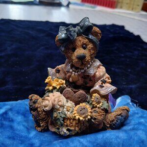 Justine the Message Bearer Boyd's Bears Figurine